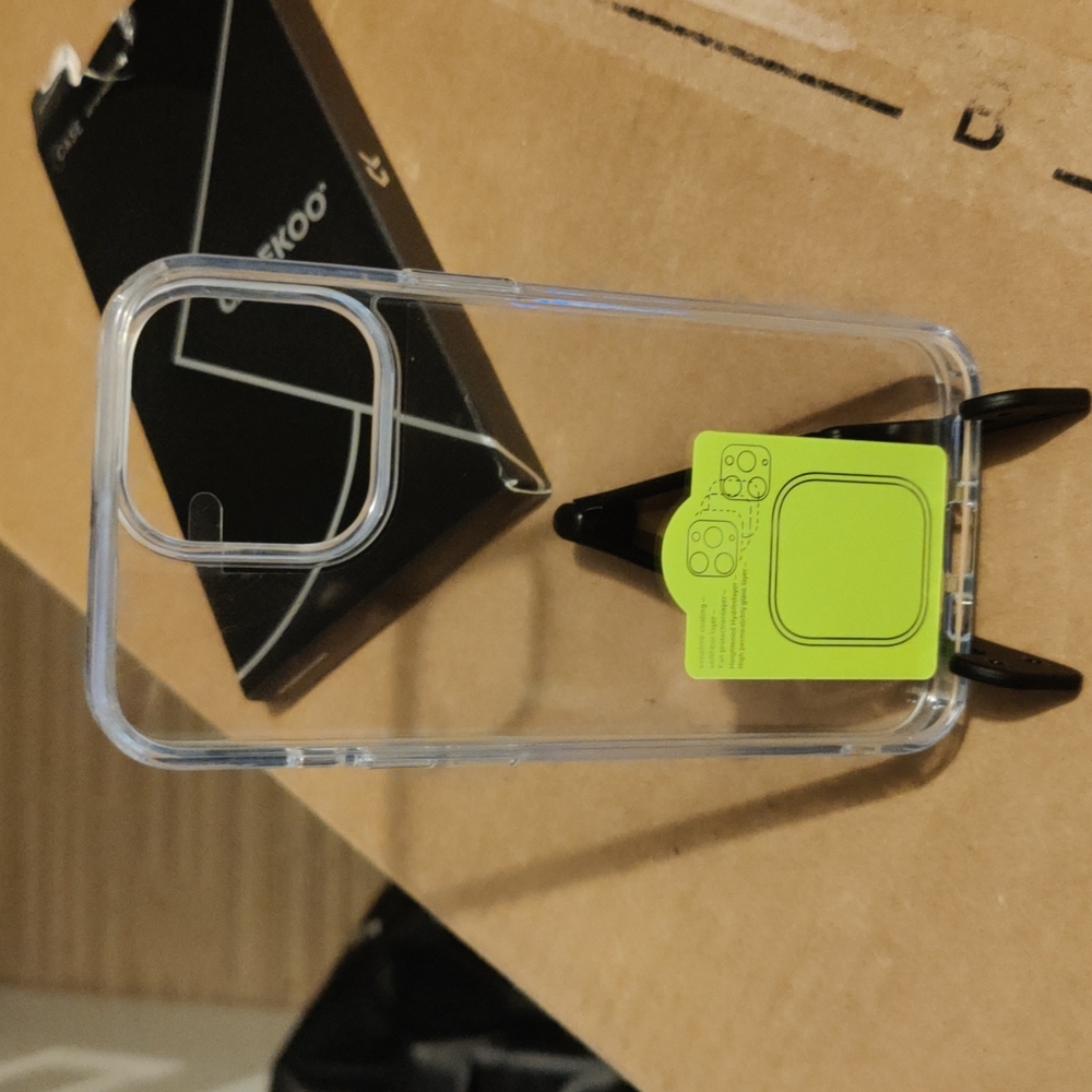 Casekoo iPhone 13 pro case clear with stand